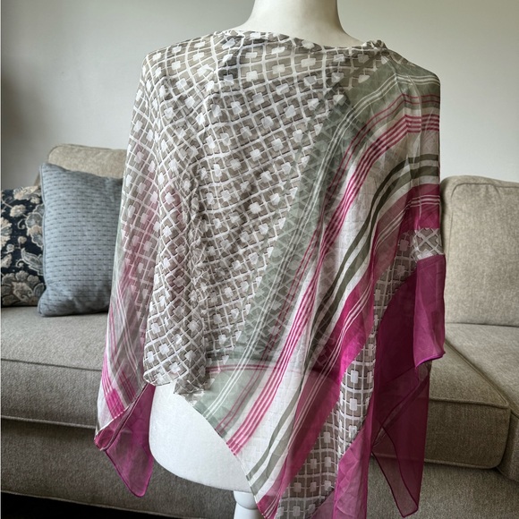 Style & Co, handkerchief style blouse - Picture 2 of 5